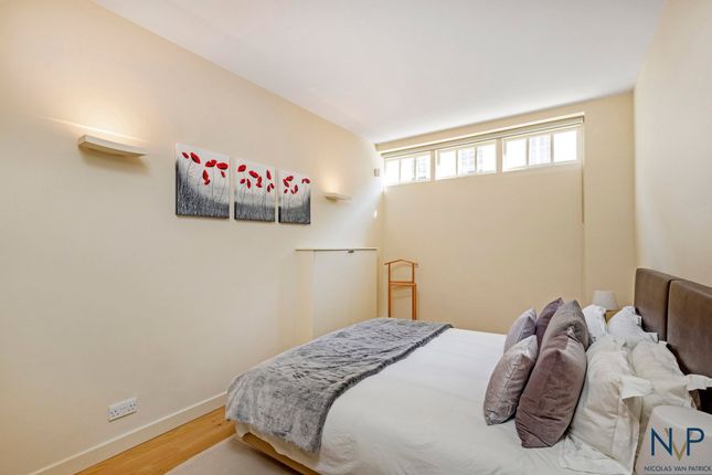 Mews house to rent in Short Or Mid Term: Ennismore Mews, Knightsbridge