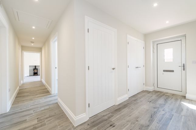 Entrance/Hallway 