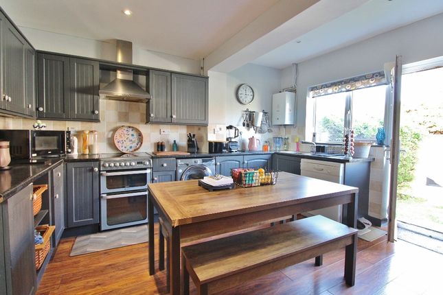 2a, Carisbrooke Avenue, Fareham photo 3