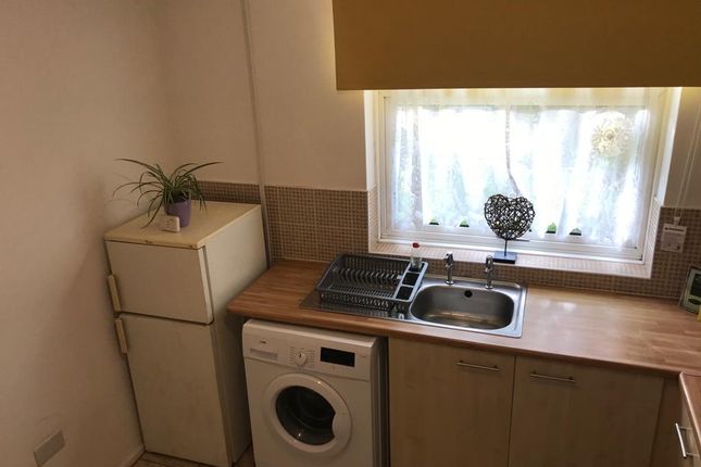 15, Underwood Close, Birmingham photo 2
