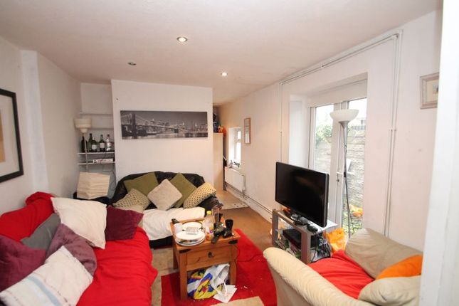 Woodville Road, Cardiff photo 2