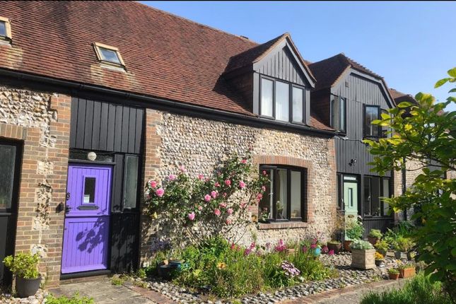 2, Old Motcombe Mews, Eastbourne photo 3