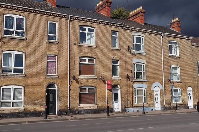 Thumbnail Terraced house for sale in Weedon Road, Northampton