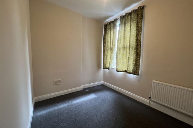 Flat 1, 122, Coltman Street, Hull photo 2