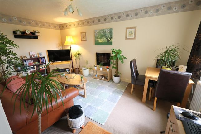 Flat 5, Maple House, Pucklechurch photo 3