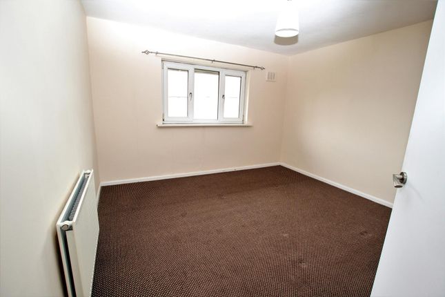 133, Leeds Road, Shipley photo 4