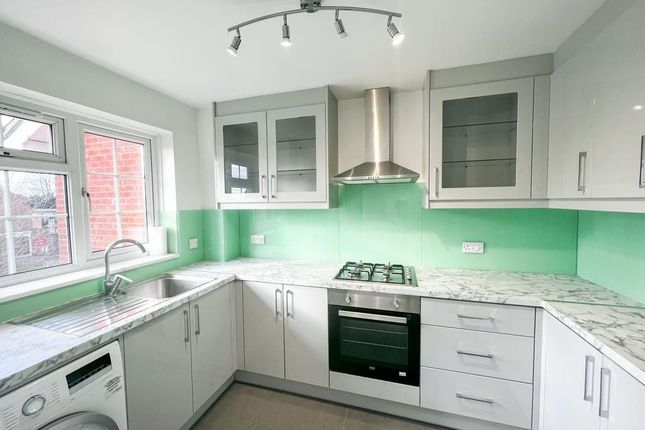 Osborne Court, Harrow photo 4