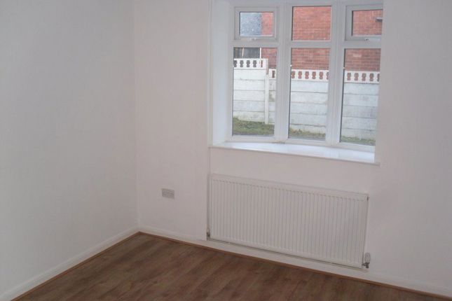 117 High Street,, High Street, Alfreton, photo 2