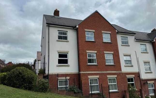 Thumbnail Flat for sale in Jay Rise, Salisbury