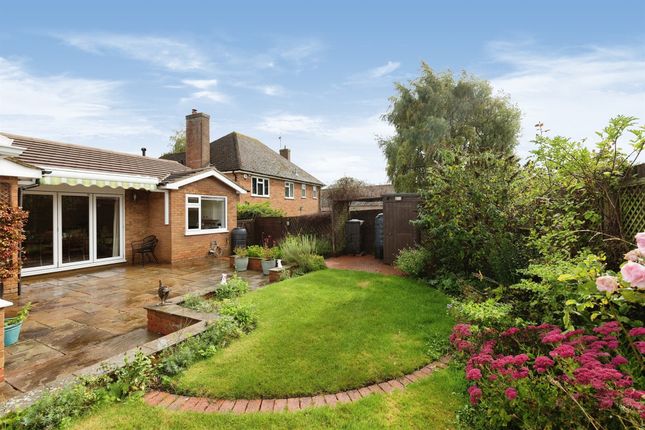 Detached bungalow for sale in Berkeley Close, Stoke Goldington, Newport Pagnell