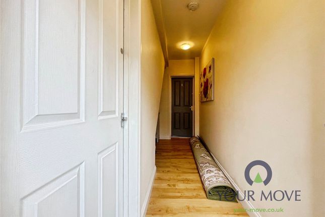 Flat 2, 11, Langley Road, Hertfordshire photo 2