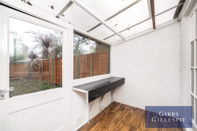 16, Lonsdale Close, Uxbridge photo 4