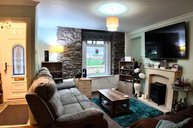 32 Station Road, Newport photo 2