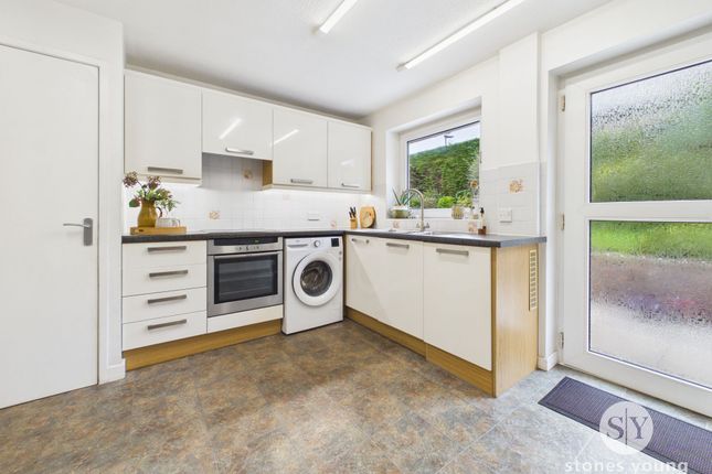 17 Meadowrise, Blackburn photo 3