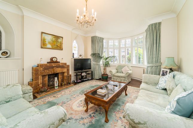14, Beech Drive, East Finchley photo 3
