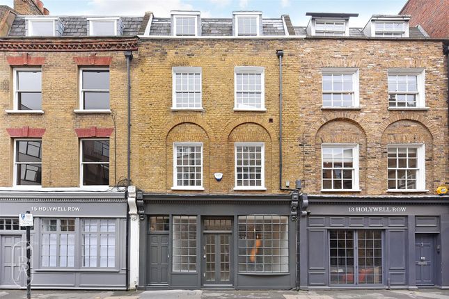 Thumbnail Terraced house to rent in Holywell Row, London
