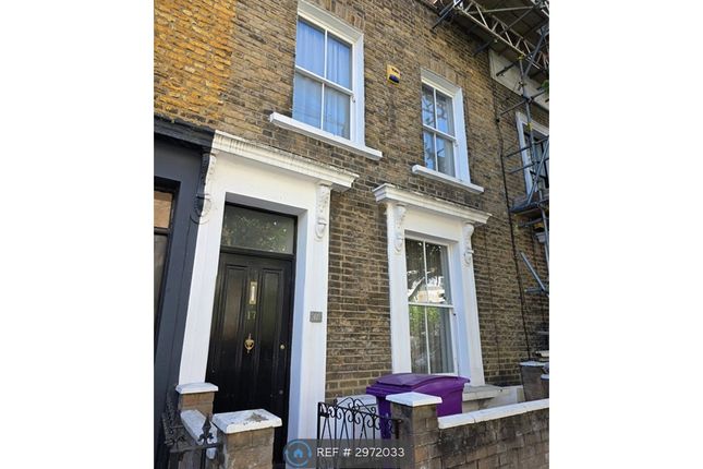 Hewlett Road, London photo 3