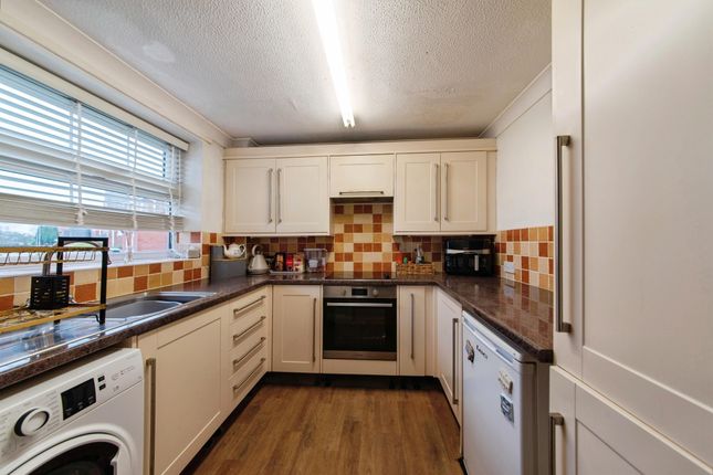 4, Britannia Gardens, SPALDING photo 2