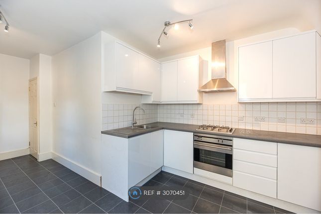 A Lynn Road, Balham, London photo 2