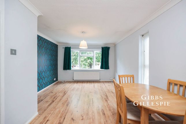 18, Hetherington Way, Uxbridge photo 4