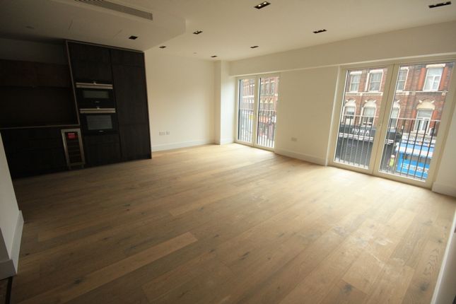 Flat for sale in 80 South Lambeth Rd, Vauxhall, London