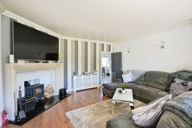 Ashgrove,, North Road, Romford photo 4
