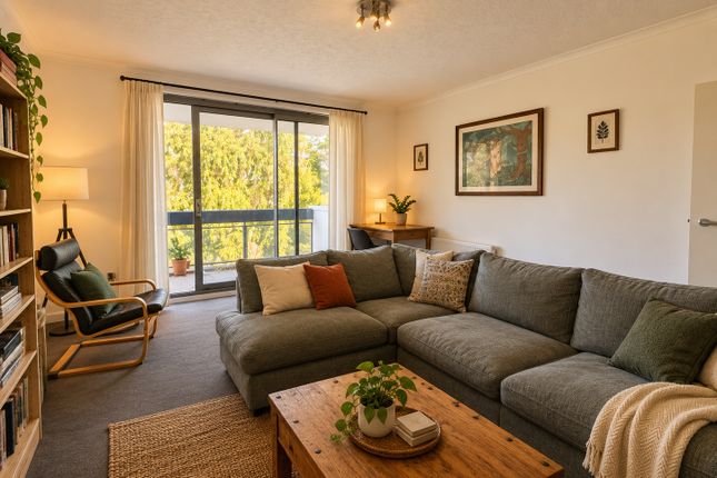 5 Gabrielle Court, Lancaster Grove, belsize Park photo 2