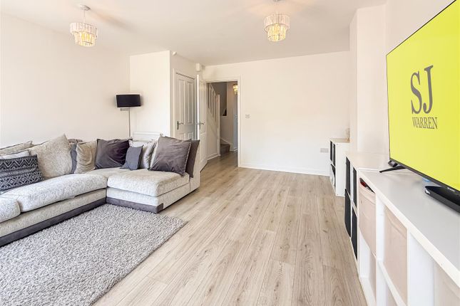 11, Spinnakers Way, Burnham-On-Crouch photo 4