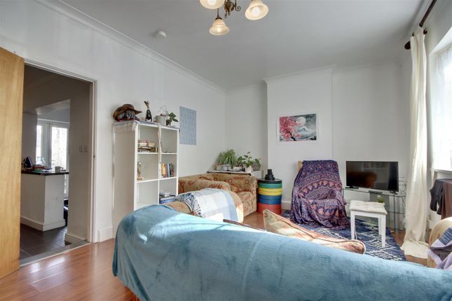 Thumbnail Terraced house to rent in Duncan Road, Southsea