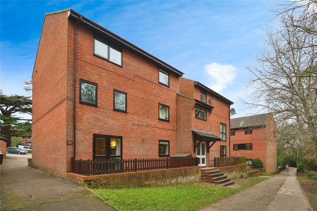 Thumbnail Flat for sale in King George Close, Cheltenham, Gloucestershire