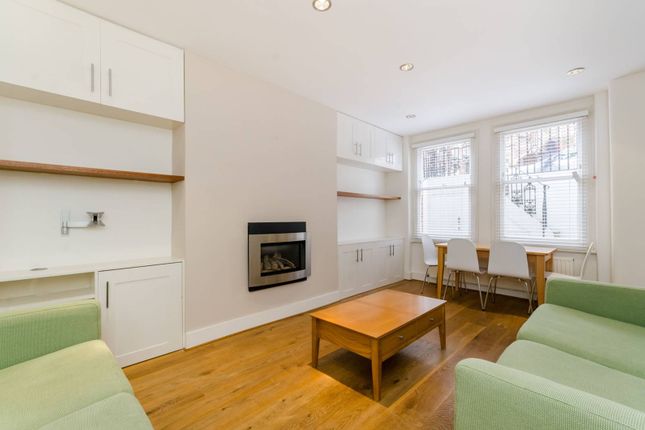 Flat to rent in Comeragh Road, Fulham, London