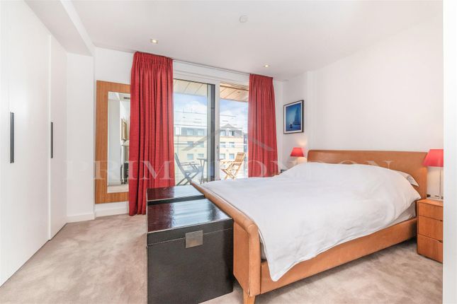 Flat for sale in Palace View, Albert Embankment, London