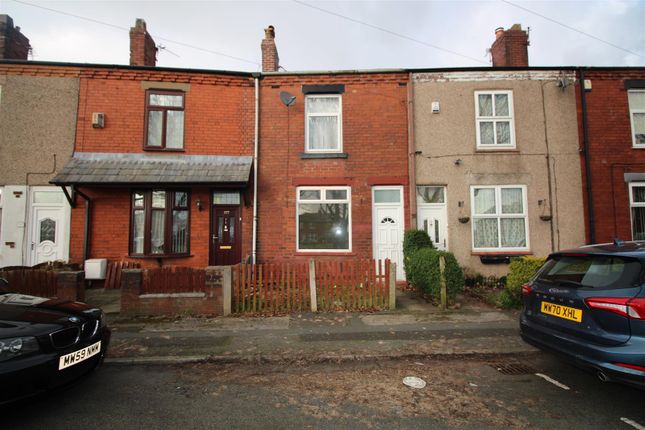 Thumbnail Semi-detached house to rent in Bickershaw Lane, Bickershaw, Wigan