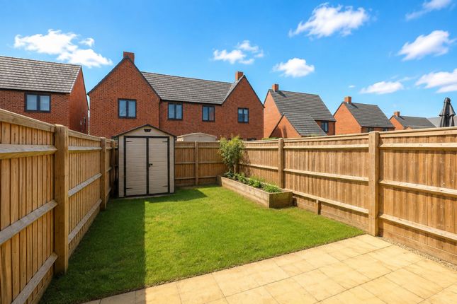 37, Hornbeam Lane, Chesterfield photo 4