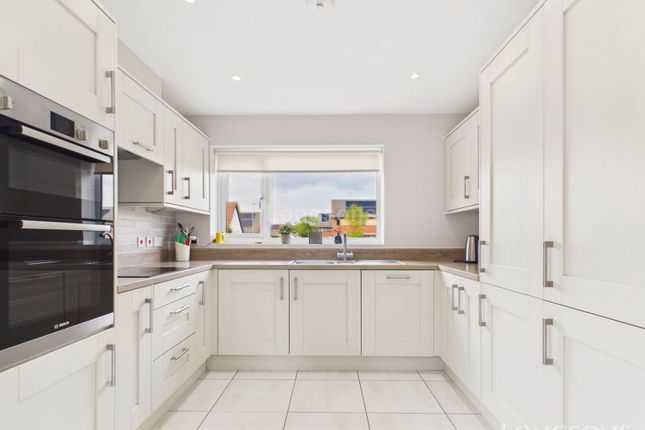 67, Otter Road, Swaffham photo 4