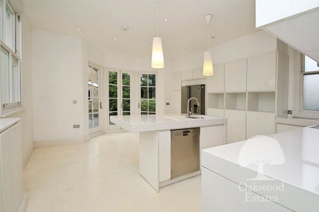 133, Charnwood Road, Uxbridge photo 2