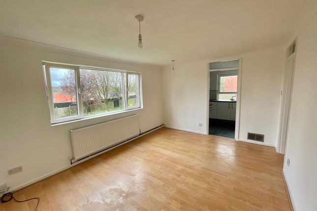 46, Holly Park Drive, Birmingham photo 4