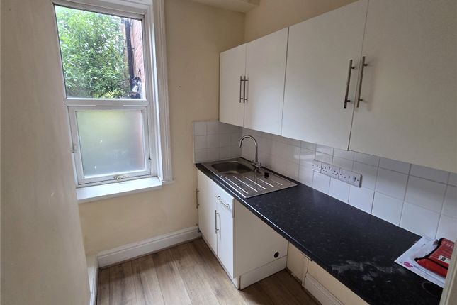 Flat 1, 35, Salop Road, Shropshire photo 4