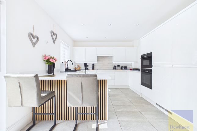 3, Clematis Drive, Garstang photo 3