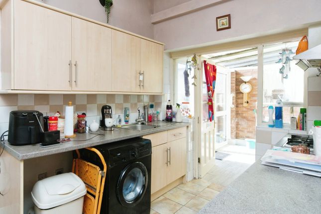 Flat 1, 14, Caroline Road, Conwy photo 3