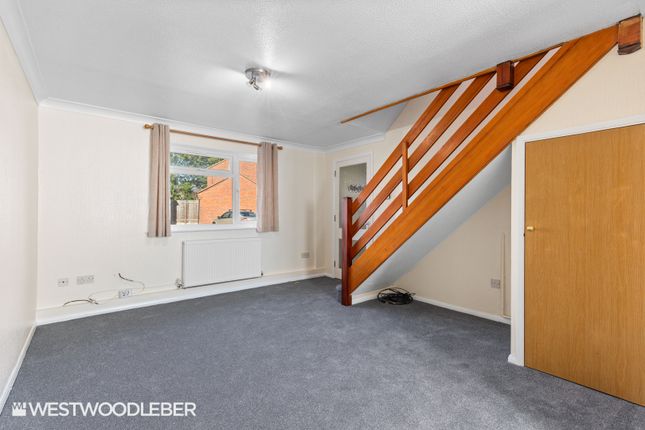 Kingsmead, Waltham Cross photo 3
