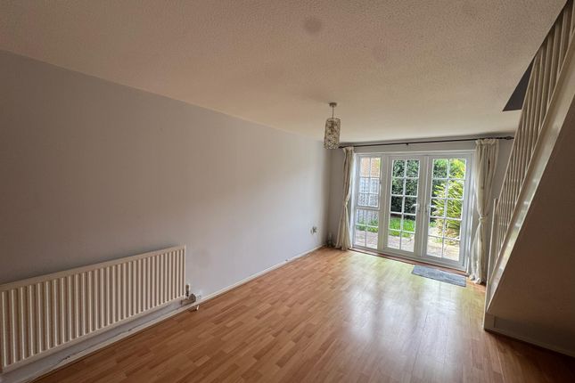 32, Churchwood Drive, Chichester photo 2