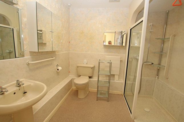 Flat 50 Marlborough Court,, Southfields Road, East Sussex photo 4