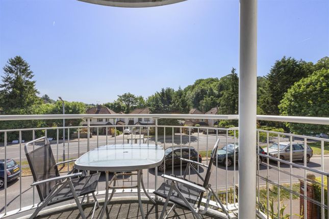 Flat 22, The Cedars,, Cedar Avenue, Hazlemere photo 2