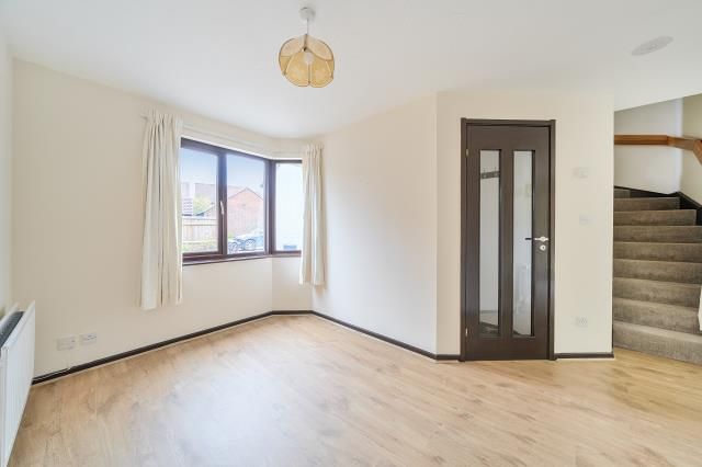 35, Saxons Way, Didcot photo 4