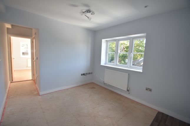 Apartment 5 Forest Grove, 101a, London Road, Waterlooville photo 3