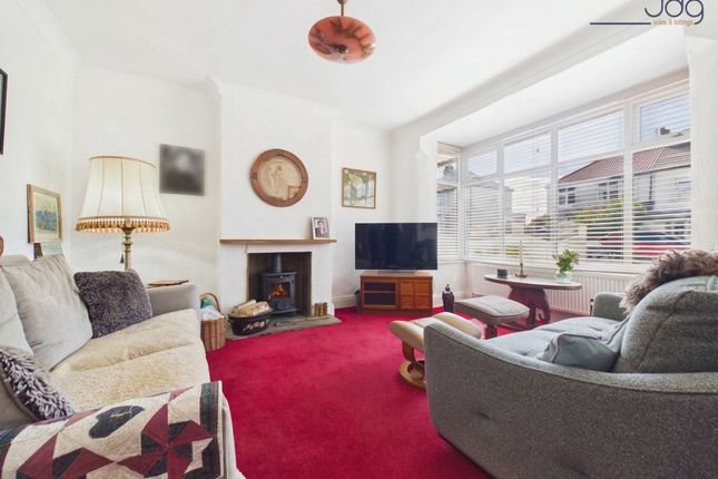 14 Longlands Avenue, Morecambe photo 3