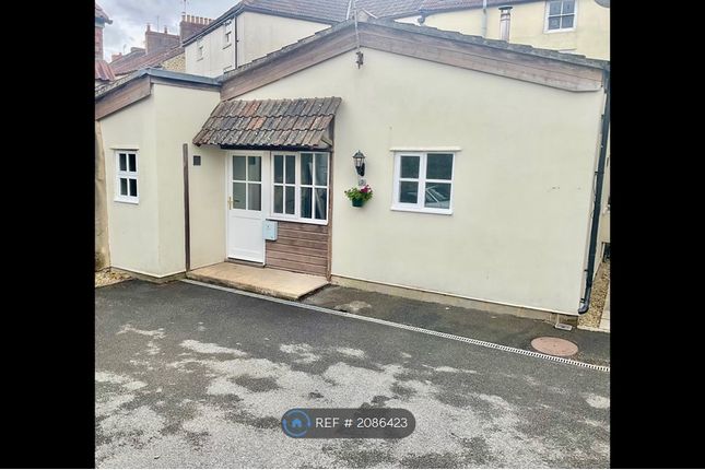 Thumbnail Bungalow to rent in Hartley Court, Frome