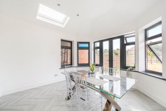 19, Crantock Road, London photo 3