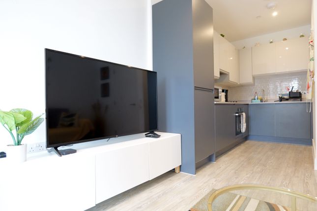 Harrow Manorway, London photo 5